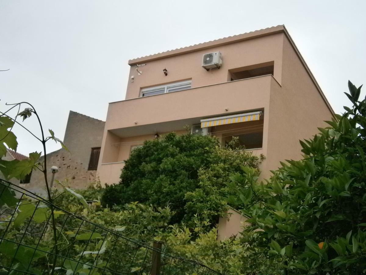 Apartment Willy Komiža Kültér fotó