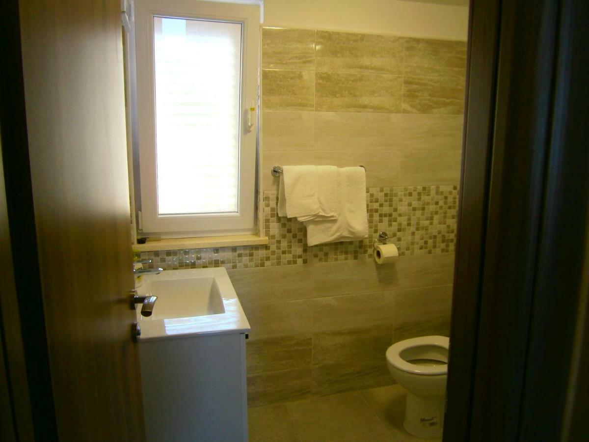 Apartment Willy Komiža Kültér fotó