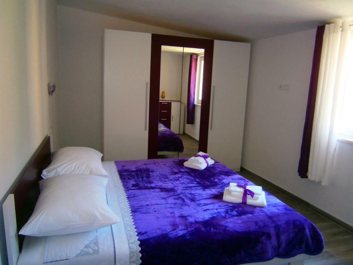 Apartment Willy Komiža Kültér fotó